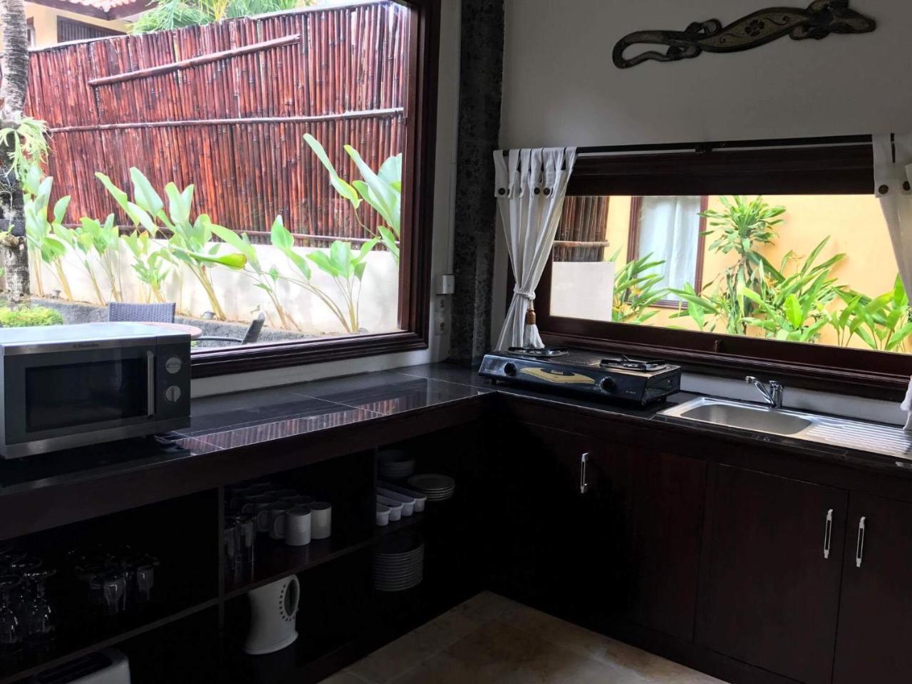 Kuta Holiday Villas Exterior foto