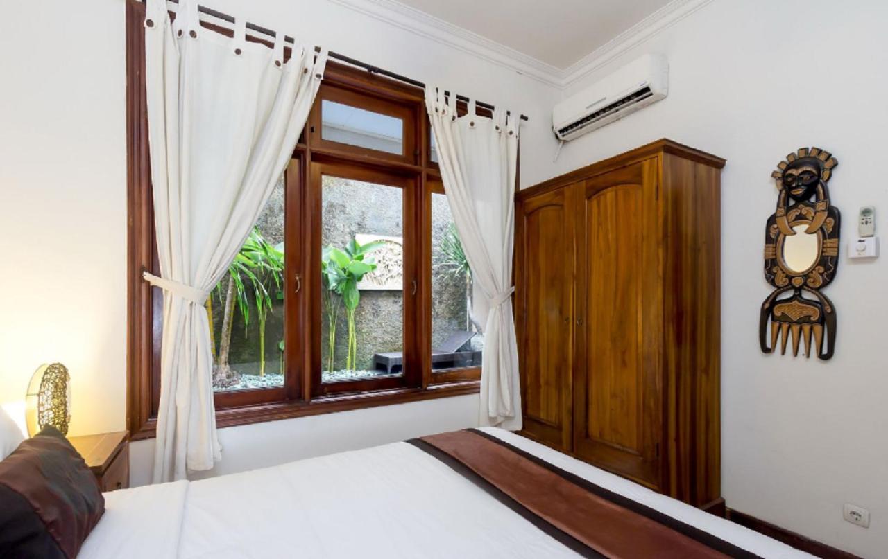 Kuta Holiday Villas Exterior foto