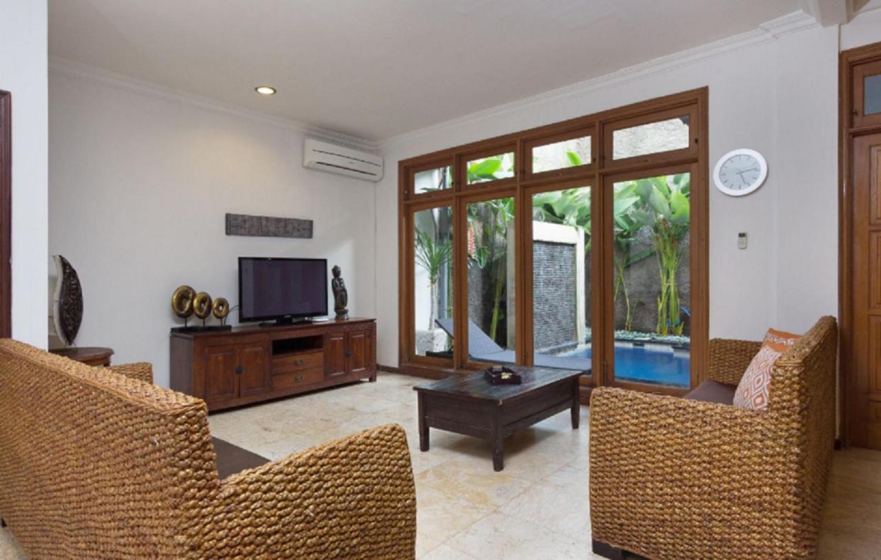 Kuta Holiday Villas Exterior foto